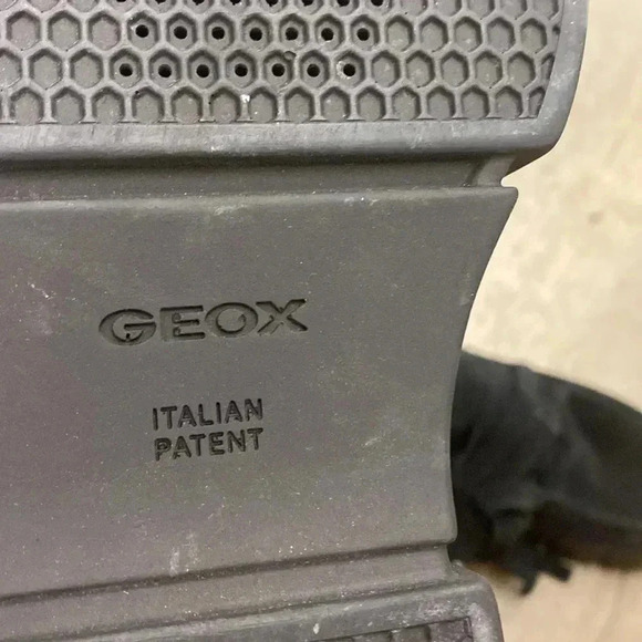 Lug  sole fringe suede geox boots - Picture 8 of 9